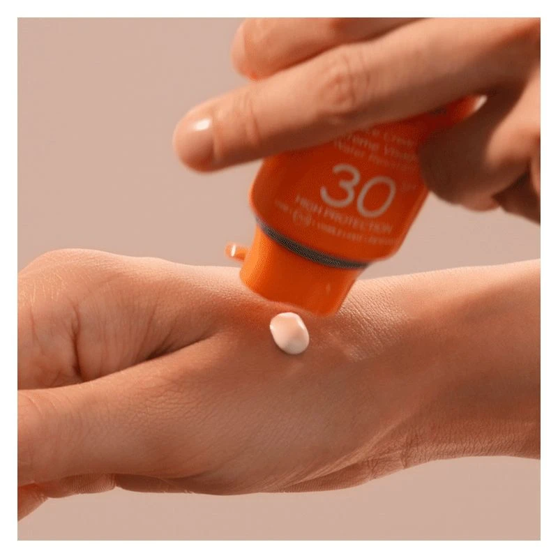 Lancaster SUN BEAUTY SUBLIME TAN FACE CREAM SPF 15 4 Lancaster SUN BEAUTY SUBLIME TAN FACE CREAM SPF 15 - immagine 4