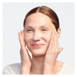 Clinique MOISTURE SURGE SPF 25 SHEER HYDRATOR -Babor Negozio 145510 3