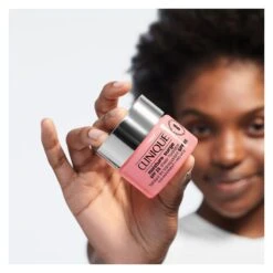 Clinique MOISTURE SURGE SPF 25 SHEER HYDRATOR -Babor Negozio 145510 4